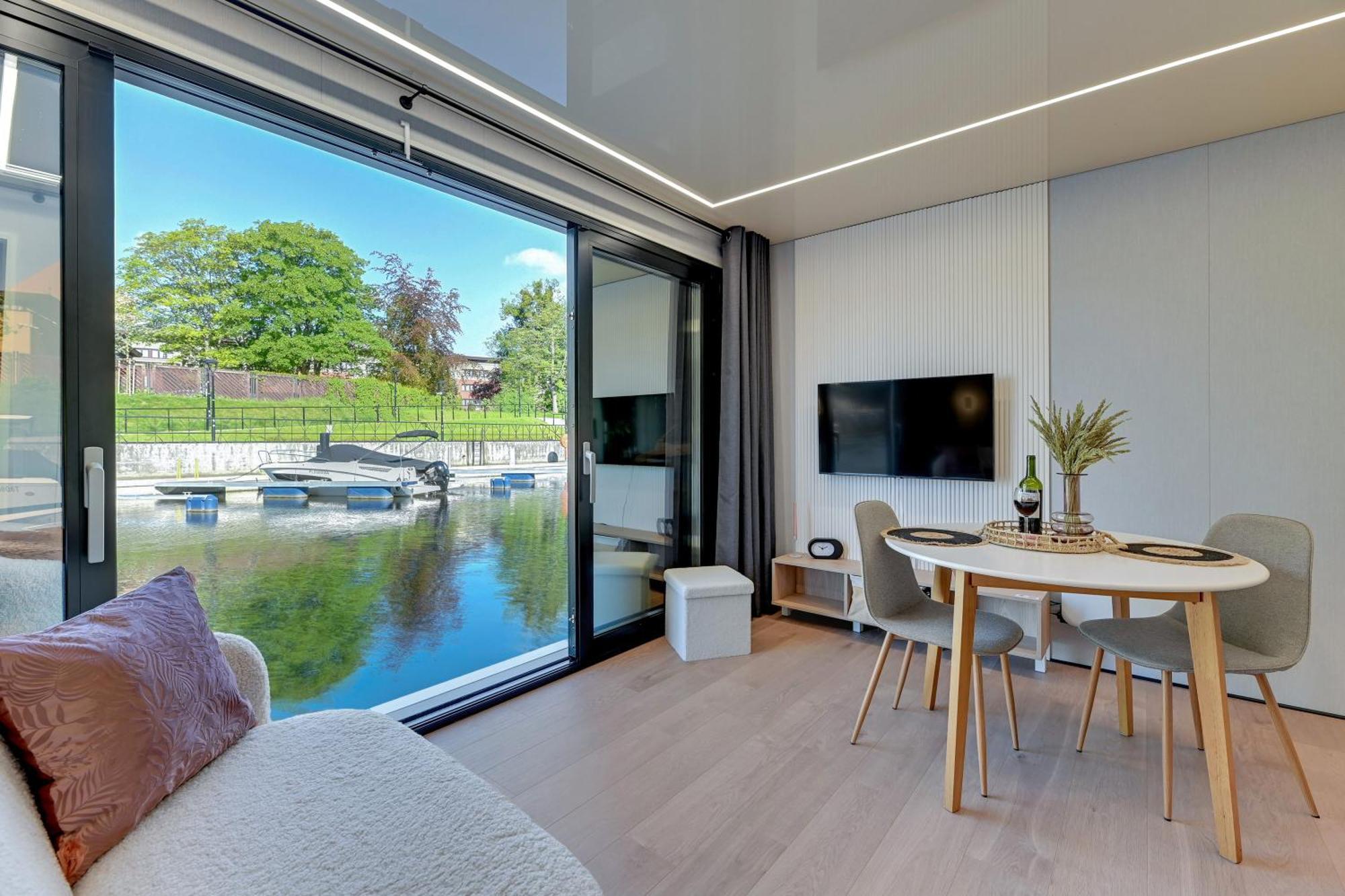 Domy Na Wodzie - La Mare Motlava Houseboats By Downtown Apartments, Gdansk